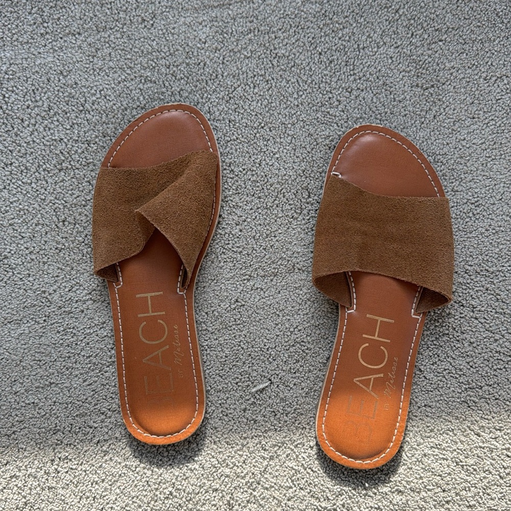 Brown suede sandals